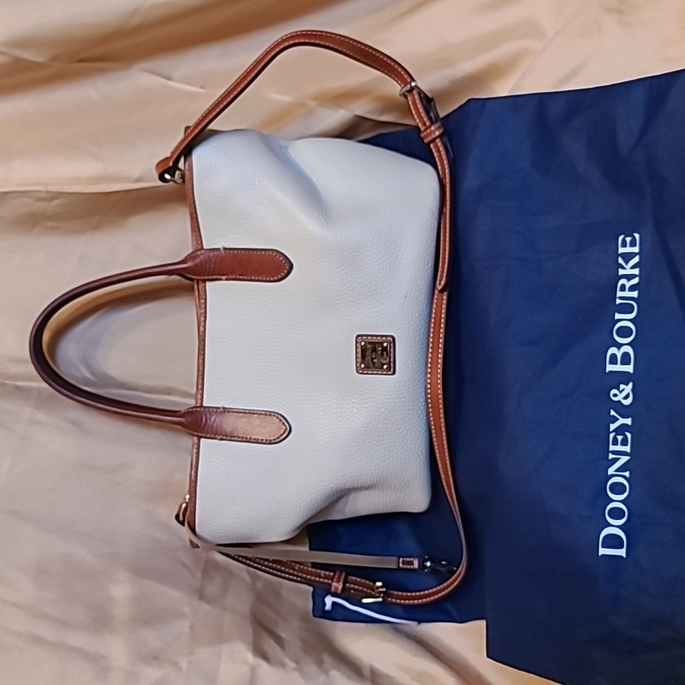 AUTHENTIC DOONEY & BOURKE LEATHER SATCHEL PURSE! Reduced price FIRM